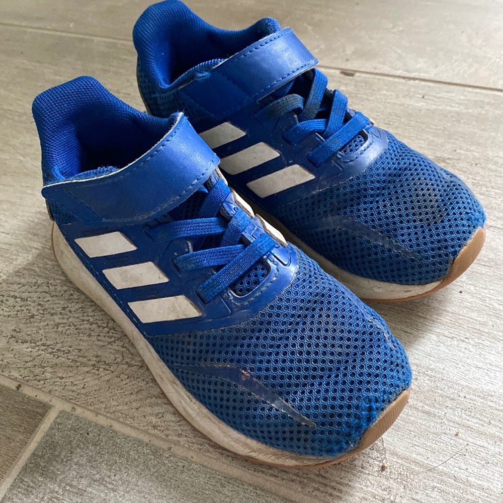 Adidas kids sneakers blue easy on off